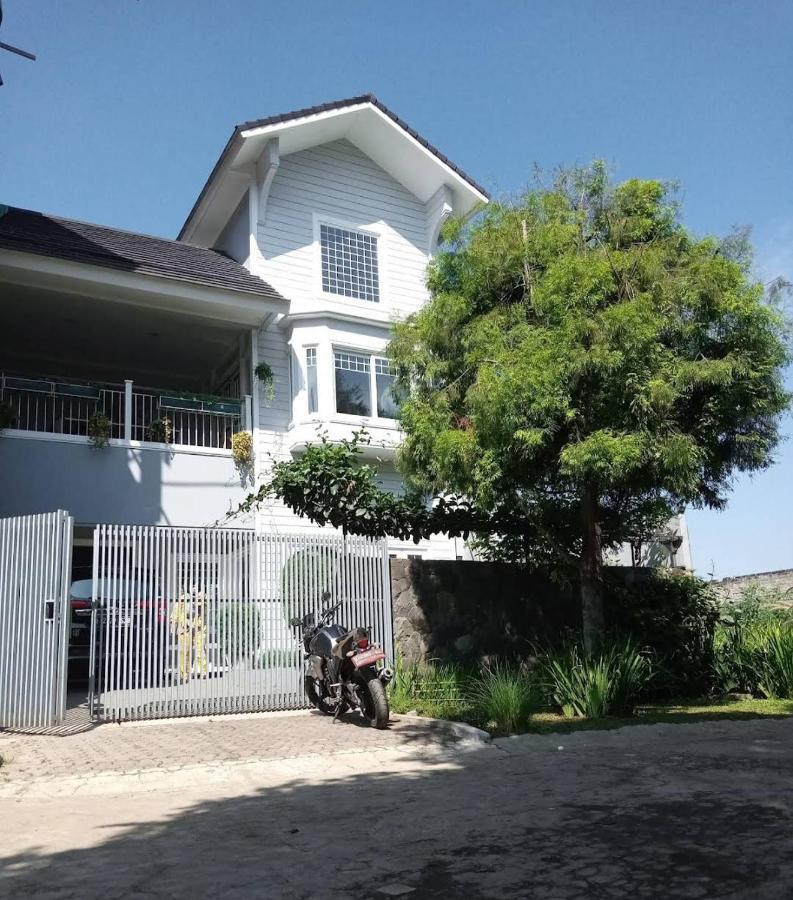 Villa 360 Lembang Luaran gambar